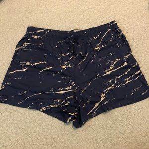 Gap shorts. Size L.
